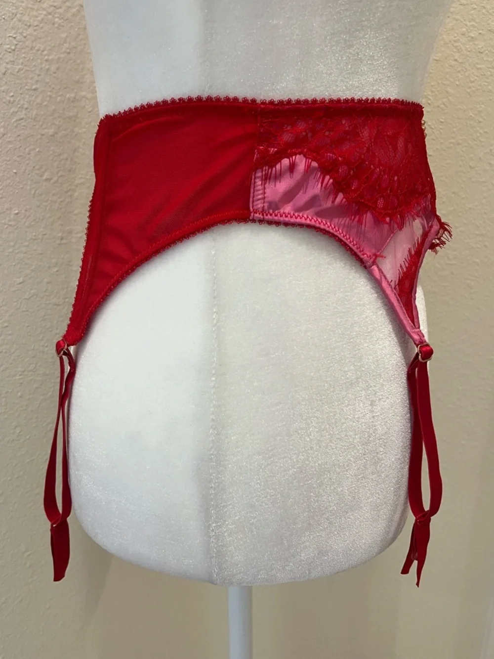Ann Summers Garter/ Suspender Belt Lovers Spark Pink & Red Small